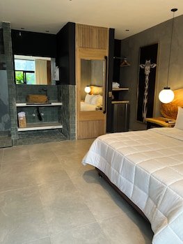 Hotel Zelva Negra