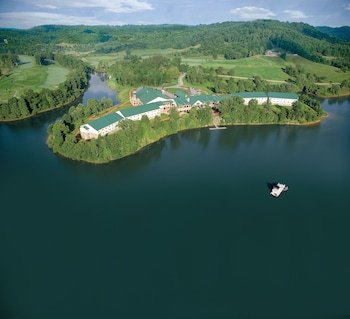 Stonewall Resort
