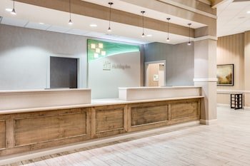 Holiday Inn Select Lafayette-City Centre