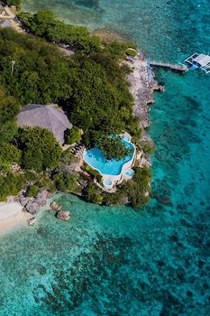 Sumilon Bluewater Island Resort