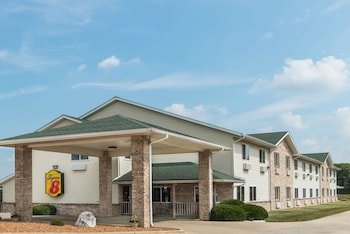Super 8 by Wyndham Greenville