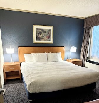 Days Inn by Wyndham Drayton Valley