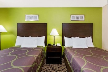Super 8 by Wyndham Tappahannock VA