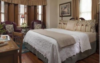 Harvest Moon Bed & Breakfast