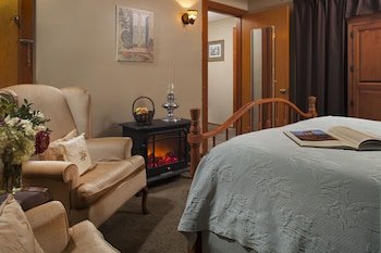 Harvest Moon Bed & Breakfast