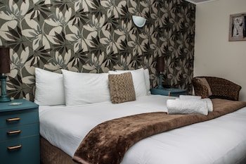 Woodlands Motel & Conference Venue