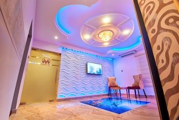 Double M Exquisite Lounge And Suites
