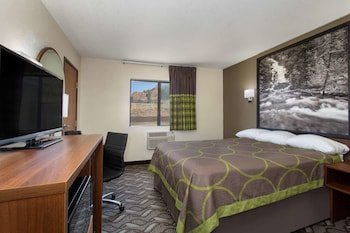 Super 8 by Wyndham Dubois