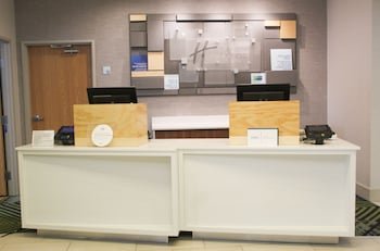Holiday Inn Express & Suites Martinsville-Bloomington Area