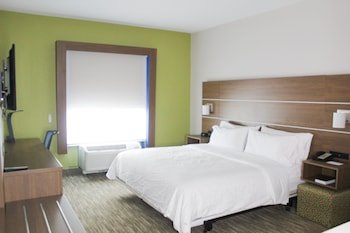 Holiday Inn Express & Suites Martinsville-Bloomington Area