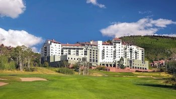 The Peaks Resort & Spa