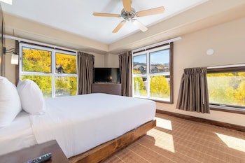 The Peaks Resort & Spa