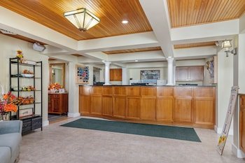 Meadowmere Resort