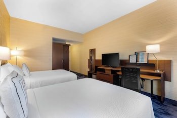 Fairfield Inn & Suites Mebane