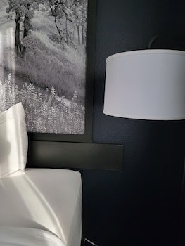 Super 8 by Wyndham Perham