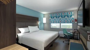 Tru by Hilton Gananoque