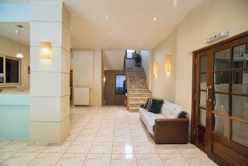 Tholos Hotel
