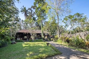 Ubud Raya Villa