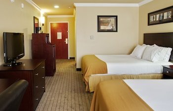 Holiday Inn Express & Suites Natchitoches
