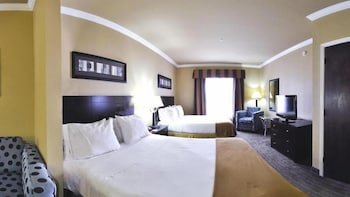 Holiday Inn Express & Suites Natchitoches