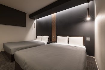 Grand Base Hakata Premium
