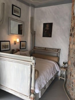 Villa Caprichosa