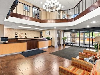 Comfort Inn Metro Airport