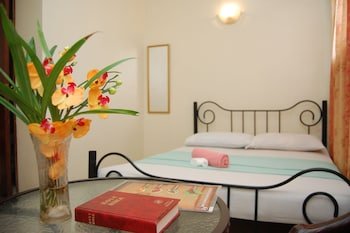 Circon Businessman's Inn