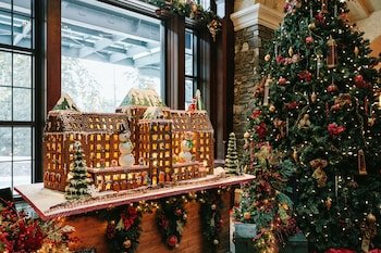 Fairmont Banff Springs Gold Experience