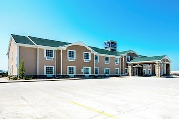 Cobblestone Hotel & Suites Paxton