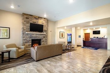 Cobblestone Hotel & Suites Paxton