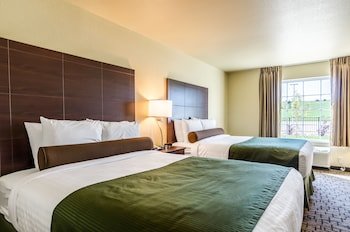 Cobblestone Hotel & Suites Paxton