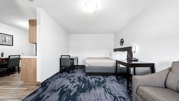 Atria Hotel and RV McGregor