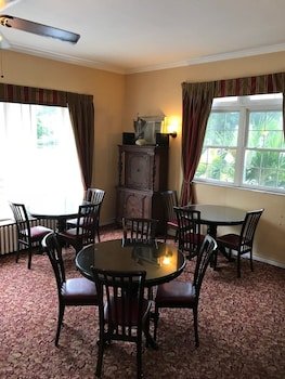 The Inn On Third