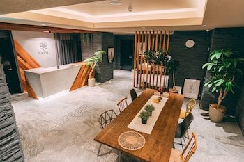 R Hotel Honmachi