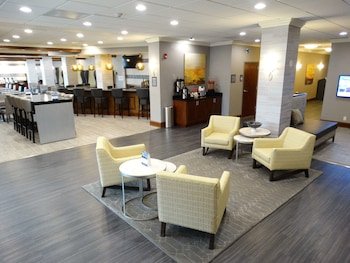 Best Western Premier Airport/Expo Center Hotel