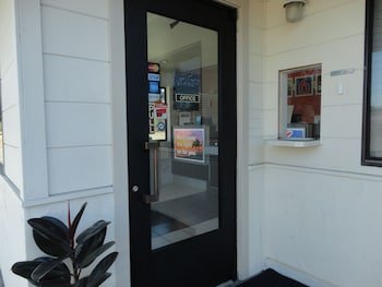 Motel 6 Monterey Downtown
