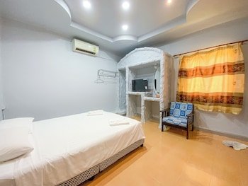 Ranong Resort and Laguna