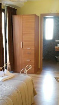 Apartamentos Turísticos La Garza