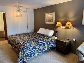 Hidden Lake Resort