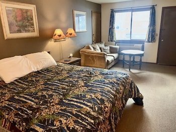 Hidden Lake Resort