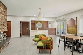 Fairfield Inn And Suites By Marriott  Mount Pleasant