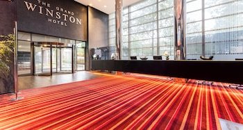 Plaza Premium Grand Winston
