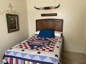 The Hotel Texan