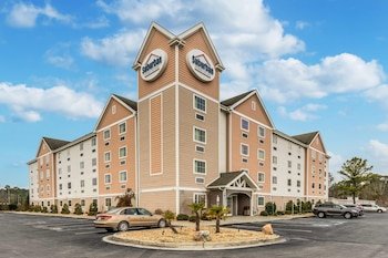 Suburban Studios Near Camp Lejeune
