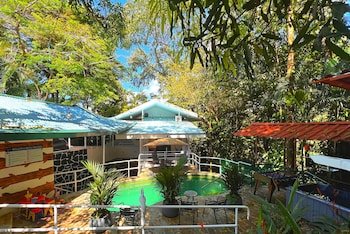 Val Hotel