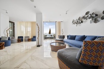 HVD Nympha Hotel