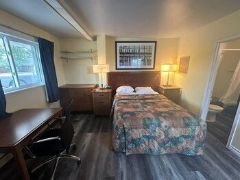Pine Ridge Motel