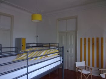 Hostel 402