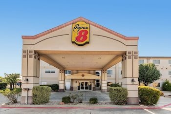 Super 8 by Wyndham Weatherford
